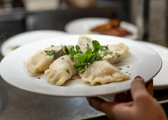 Zlota מלון קארוויה